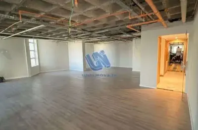 Sala comercial com 1 sala para alugar na Rua Alceu Amoroso Lima, 172, Caminho das Árvores, Salvador