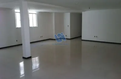 Sala comercial com 4 salas para alugar na Rua Lord Cochrane, 66, Barra, Salvador