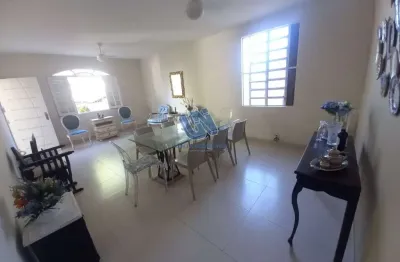 Casa para venda  na pituba,3 quartos ,1 suíte,2 salas, cozinha, 3 banheiros, varanda