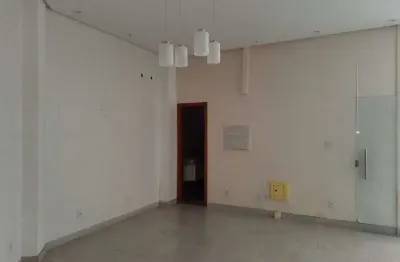 Ponto comercial com 1 sala para alugar na Rua Arthur de Azevêdo Machado, Costa Azul, Salvador