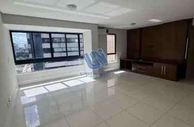 Apartamento três quartos sendo uma suíte nascente 113m2 no horto florestal