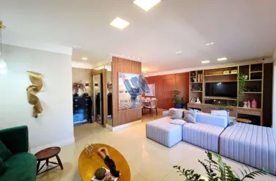 Apartamento nascente com 3 suítes sendo 1 suíte máster e vista para o mar 195m2 em Patamares