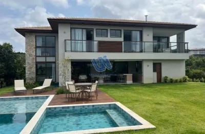 Casa condomínio com porteira fechada 5 suítes 312,67m2 em praia do forte