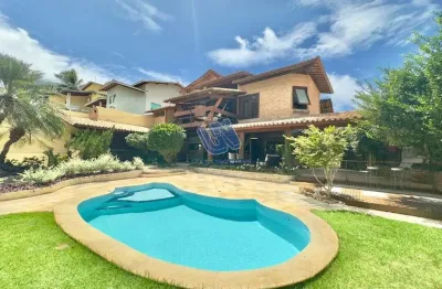 Casa em condomínio 5 suítes com 450m2 de área construída em piatã