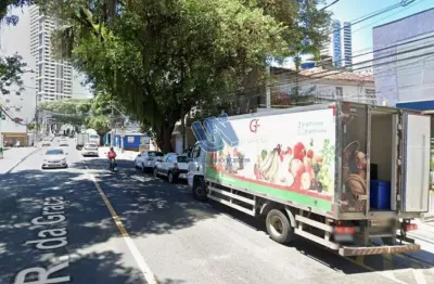 Prédio comercial com 3 pavimentos | 630m² construídos | ponto de alto fluxo ? graça, salvador