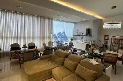 Apartamento decorado e mobiliado com 3 suítes sendo 1 suíte master com closet no horto florestal 143m2