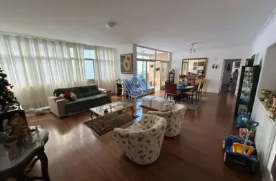 Apartamento nascente 4 quartos sendo 1 suíte com closet 270m2 na vitória