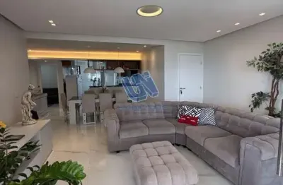 Apartamento decorado 4 quartos com 2 Suítes com Porteira Fechada 133m2 na Pituba