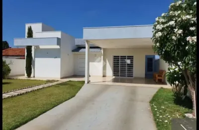 Casa com 3 quartos à venda na fidelis gasparoto, 199, castelândia, primavera do leste por r$ 980.000