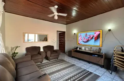 Casa com 3 quartos à venda na desembargador cesarino delfino césar, 460, boa esperança, cuiabá por r$ 500.000