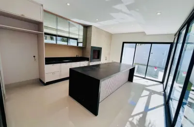 Casa em condomínio fechado com 3 quartos à venda na das caviúnas, 225, jardim itália, cuiabá por r$ 2.950.000