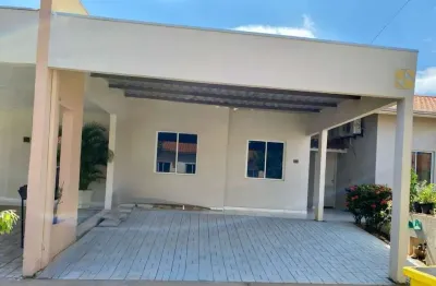 Casa em condomínio fechado com 2 quartos à venda na mário andreaza, 356, petrópolis, várzea grande por r$ 520.000