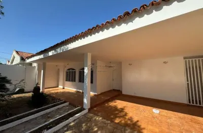 Casa com 3 quartos para alugar na cidade do méxico, 490, jardim das américas, cuiabá por r$ 16.000