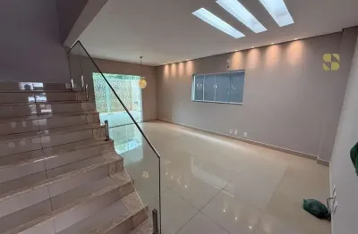 Casa em condomínio fechado com 3 quartos à venda na rua trinta e dois, 1, morada do ouro, cuiabá por r$ 999.000