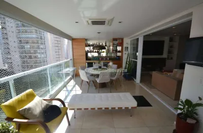 Apartamento com 3 quartos à venda na Rua Araguari, 409, Moema, São Paulo
