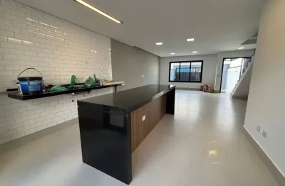 Casa com 3 quartos à venda na Rua Irineu Biscaro, 60, Laranjeiras, Caieiras