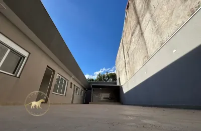 Casa térrea com 3 dormitórios e 4 vagas de garagem em Caieiras, Sp..