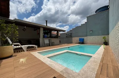 Casa com 3 quartos à venda na Estrada Maria Carmem Gualda Pellegrino, 1264, Moinho, Francisco Morato