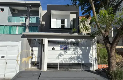 Sobrado espaçoso à Venda com 3 dormitórios no Jardim Europa, Caieiras, Sp