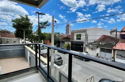 Casa com acabamento em alto padrão nova tipo sobrado geminado com ofurô