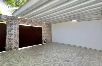 Casa isolada com edícula mobiliada 3 dormitórios 2 vagas cobertas samambaia