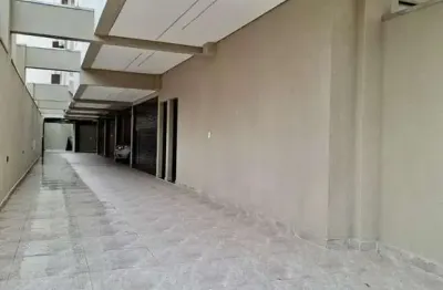 Casa sobradada de condomínio 2 dormiórios 2 suítes churrasqueira vaga demarcada