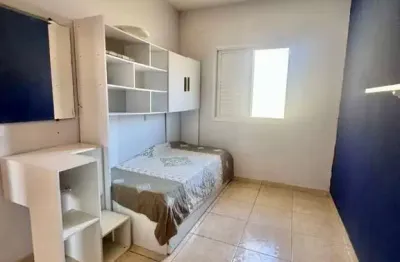 Casa em condomínio no tude bastos um dos bairros favoritos dos moradores