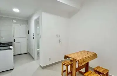 Kitão Individualizado Semi Mobiliado 2o Andar Escadas 2 Quadras da Praia