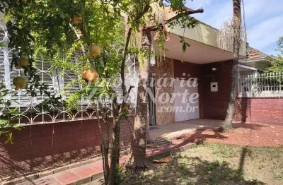 Casa com 4 quartos à venda na Rua Ernesto da Fontoura, São Geraldo, Porto Alegre, 185 m2 por R$ 640.000