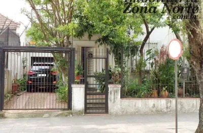 Casa com 3 quartos à venda na Eudoro Berlink, R, Auxiliadora, Porto Alegre