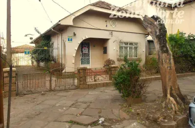 Casa com 3 quartos à venda na Parana, Av, Navegantes, Porto Alegre