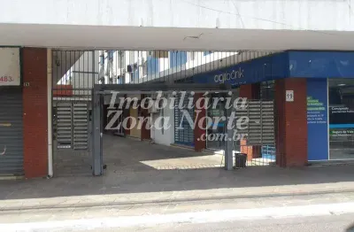 Prédio para alugar na Avenida Benjamin Constant, 19, São João, Porto Alegre por R$ 1.900