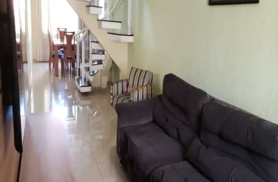 Sobrado no bairro jardim hollywood em são bernardo do campo