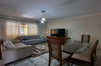 Casa com 6 quartos à venda na José Antônio Valadares, 1511, Vila Liviero, São Paulo