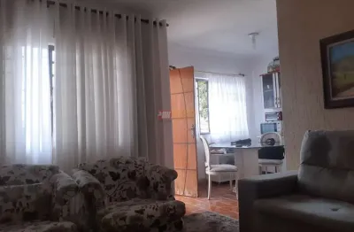 Casa térrea no bairro paulicéia em são bernardo do campo.