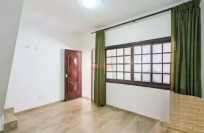 Casa com 3 quartos para alugar na Rua André Gepes Flores, 454, Cooperativa, São Bernardo do Campo