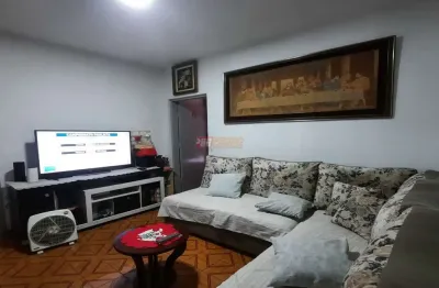 Casa térrea no bairro vila sacadura cabral em santo andré.