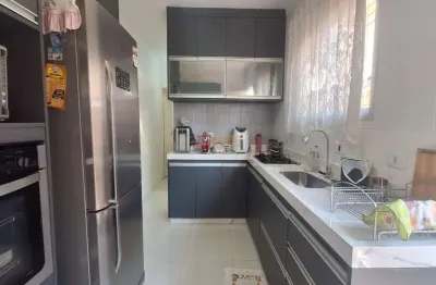 Casa com 2 quartos à venda na Rua Muritinga, 325, Vila Floresta, Santo André