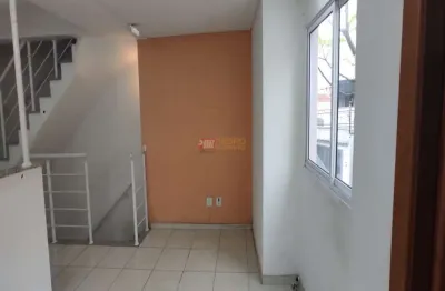 Casa com 2 quartos à venda na Rua Vitória, 269, Vila Assunção, Santo André