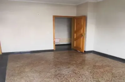 Apartamento com 2 quartos para alugar na Avenida Ramiro Colleoni, 624, Centro, Santo André