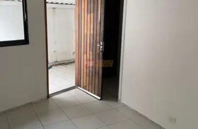 Casa térrea de fundos no bairro rudge ramos em são bernardo do campo