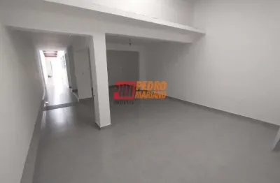 Casa com 3 quartos para alugar na Avenida Gago Coutinho, 379, Vila Sacadura Cabral, Santo André