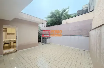 Casa com 3 quartos para alugar na Rua Universal, 548, Anchieta, São Bernardo do Campo