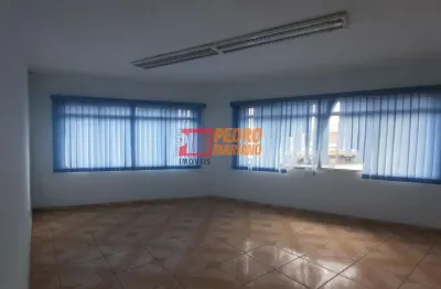 Imóvel comercial no Bairro Alves Dias em São Bernardo do Campo