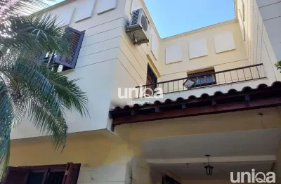 Casa 03 dorm suíte lavabo condomínio c/piscina e salão de festas - mediterrani