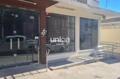 Loja térrea para venda em santa maria com garagem próximo aos bombeiros ed schio