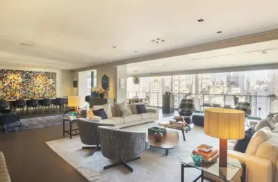 Apartamento pronto para morar  com 4 quartos à venda na Vila Nova Conceição