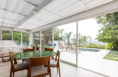 Casa dos sonhos à venda 353m² de puro charme, segurança e lazer! próximo a estação de metrô butantã.