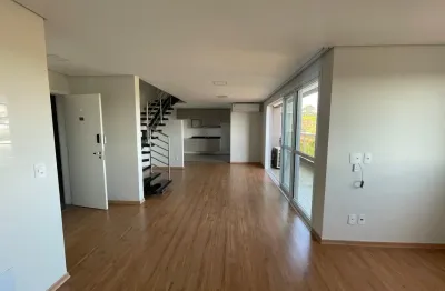 Lindo apartamento com três suítes e 3 vagas de garagem , planejados