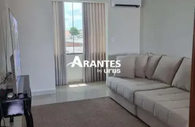Apartamento com 94,18m² 3 quartos à venda no marta helena